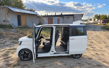 Honda N-BOX II, 2018 год, 860 000 рублей, 3 фотография