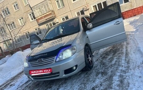 Toyota Corolla, 2004 год, 450 000 рублей, 10 фотография