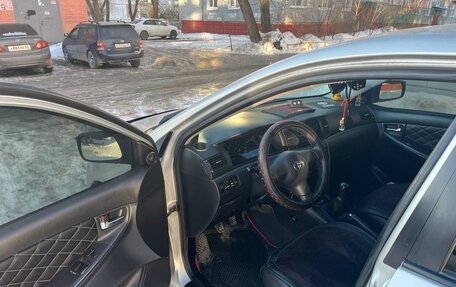 Toyota Corolla, 2004 год, 450 000 рублей, 18 фотография