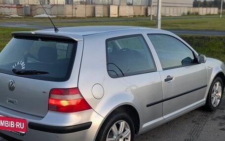 Volkswagen Golf IV, 2003 год, 683 000 рублей, 5 фотография