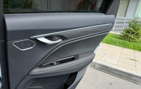 Geely Tugella FY11, 2024 год, 3 300 000 рублей, 23 фотография