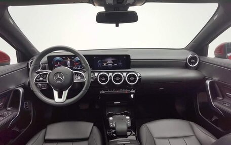 Mercedes-Benz A-Класс, 2022 год, 1 383 000 рублей, 3 фотография