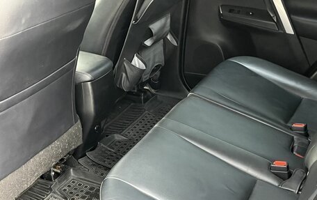 Toyota RAV4, 2018 год, 2 730 000 рублей, 18 фотография