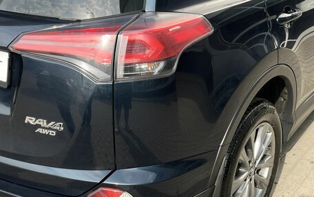 Toyota RAV4, 2018 год, 2 730 000 рублей, 22 фотография