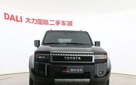 Toyota Land Cruiser Prado, 2025 год, 7 030 000 рублей, 16 фотография