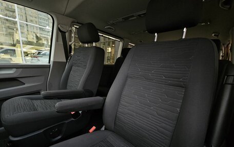 Volkswagen Caravelle T6 рестайлинг, 2021 год, 4 450 000 рублей, 16 фотография