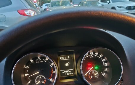 Skoda Yeti I рестайлинг, 2010 год, 535 000 рублей, 8 фотография