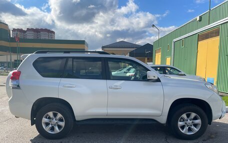 Toyota Land Cruiser Prado 150 рестайлинг 2, 2009 год, 2 400 000 рублей, 4 фотография
