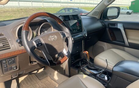Toyota Land Cruiser Prado 150 рестайлинг 2, 2009 год, 2 400 000 рублей, 8 фотография