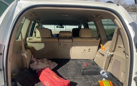 Toyota Land Cruiser Prado 150 рестайлинг 2, 2009 год, 2 400 000 рублей, 10 фотография
