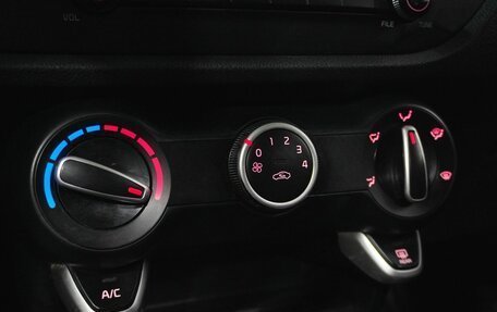 KIA Rio IV, 2018 год, 1 249 000 рублей, 14 фотография