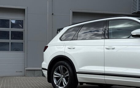 Volkswagen Touareg III, 2019 год, 5 400 000 рублей, 10 фотография