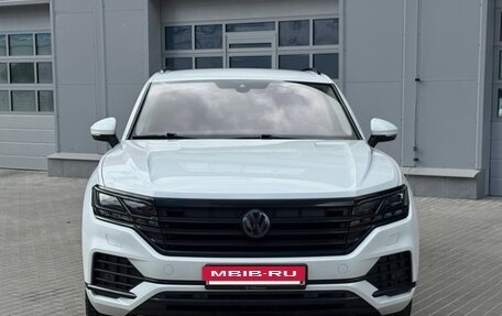 Volkswagen Touareg III, 2019 год, 5 400 000 рублей, 3 фотография