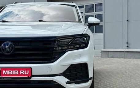 Volkswagen Touareg III, 2019 год, 5 400 000 рублей, 2 фотография