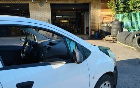 Chevrolet Spark III, 2013 год, 600 000 рублей, 2 фотография