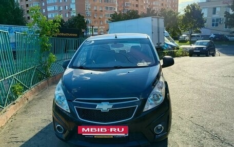 Chevrolet Spark III, 2013 год, 600 000 рублей, 5 фотография
