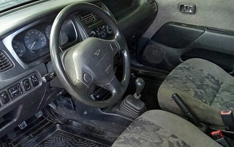 Daihatsu Sirion, 2000 год, 130 000 рублей, 4 фотография
