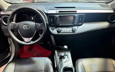 Toyota RAV4, 2019 год, 1 673 000 рублей, 8 фотография