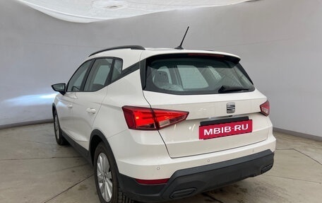 SEAT Arona I, 2023 год, 1 585 000 рублей, 4 фотография