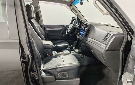 Mitsubishi Pajero IV, 2012 год, 1 655 000 рублей, 15 фотография