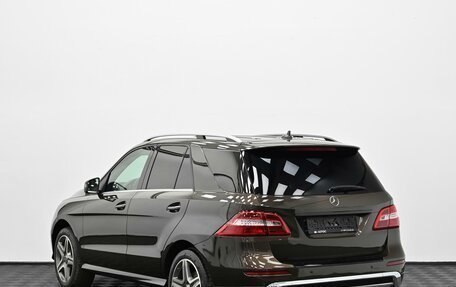 Mercedes-Benz M-Класс, 2012 год, 1 805 000 рублей, 4 фотография