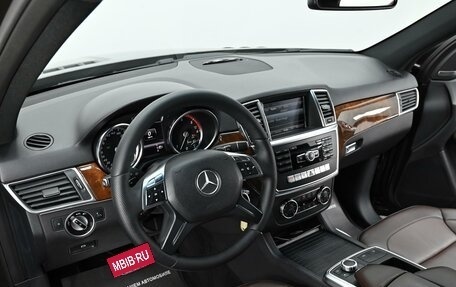 Mercedes-Benz M-Класс, 2012 год, 1 805 000 рублей, 5 фотография