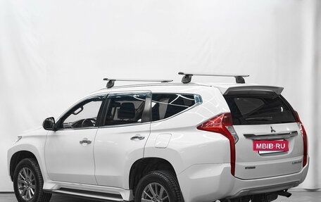 Mitsubishi Pajero Sport III рестайлинг, 2018 год, 2 070 000 рублей, 6 фотография
