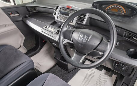 Honda Freed I, 2010 год, 1 149 000 рублей, 8 фотография