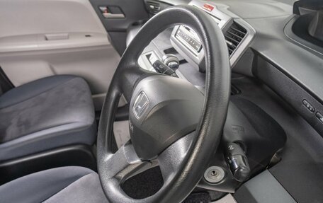Honda Freed I, 2010 год, 1 149 000 рублей, 13 фотография