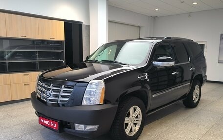 Cadillac Escalade III, 2011 год, 1 350 000 рублей, 1 фотография