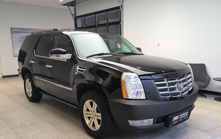 Cadillac Escalade III, 2011 год, 1 350 000 рублей, 3 фотография