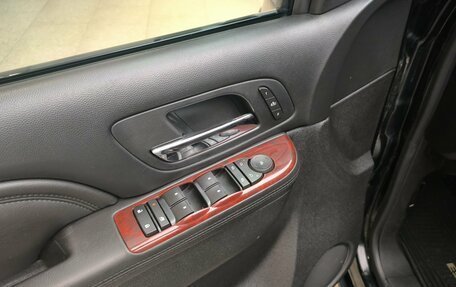 Cadillac Escalade III, 2011 год, 1 350 000 рублей, 8 фотография