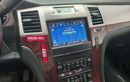 Cadillac Escalade III, 2011 год, 1 350 000 рублей, 12 фотография