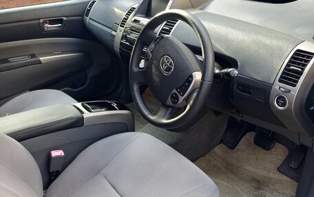 Toyota Prius, 2008 год, 780 000 рублей, 12 фотография
