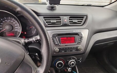 KIA Rio III рестайлинг, 2012 год, 680 000 рублей, 12 фотография
