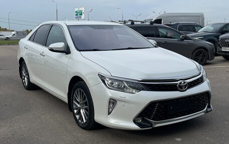 Toyota Camry, 2018 год, 1 350 000 рублей, 1 фотография