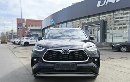 Toyota Highlander, 2026 год, 5 580 000 рублей, 2 фотография