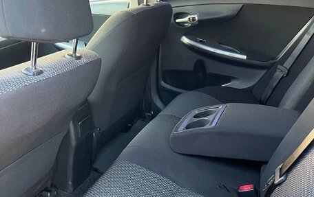 Toyota Corolla, 2011 год, 999 999 рублей, 16 фотография