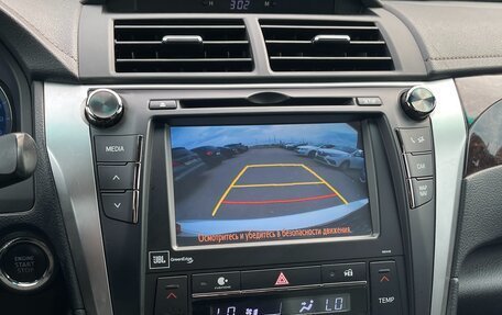 Toyota Camry, 2018 год, 1 350 000 рублей, 8 фотография