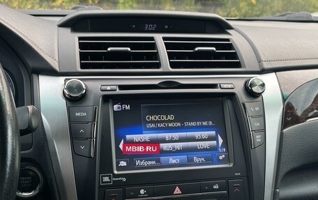 Toyota Camry, 2018 год, 1 350 000 рублей, 9 фотография