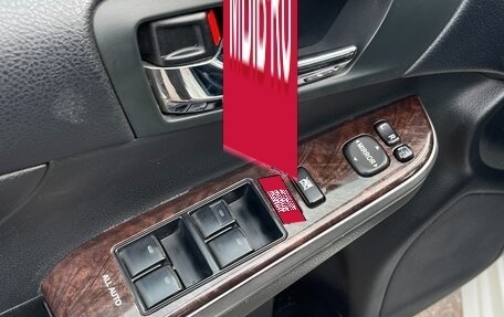 Toyota Camry, 2018 год, 1 350 000 рублей, 12 фотография