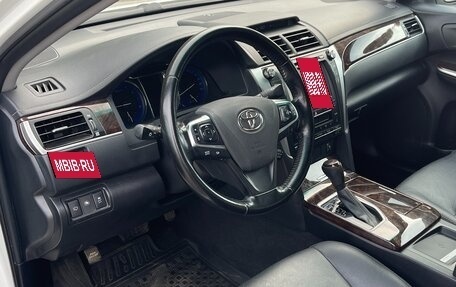 Toyota Camry, 2018 год, 1 350 000 рублей, 5 фотография