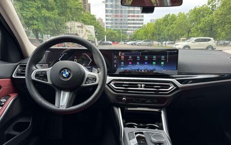 BMW 3 серия, 2024 год, 2 749 000 рублей, 11 фотография