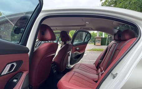 BMW 3 серия, 2024 год, 2 749 000 рублей, 8 фотография