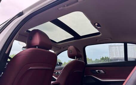 BMW 3 серия, 2024 год, 2 749 000 рублей, 15 фотография