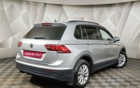 Volkswagen Tiguan II, 2020 год, 2 145 000 рублей, 2 фотография