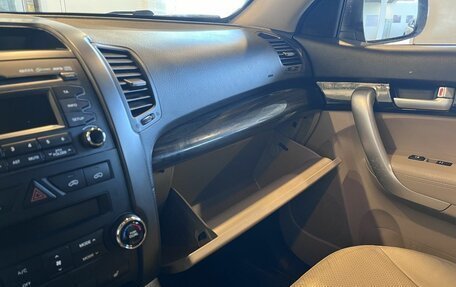 KIA Sorento II рестайлинг, 2010 год, 1 499 000 рублей, 29 фотография