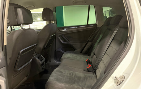 Volkswagen Tiguan II, 2018 год, 2 780 000 рублей, 9 фотография