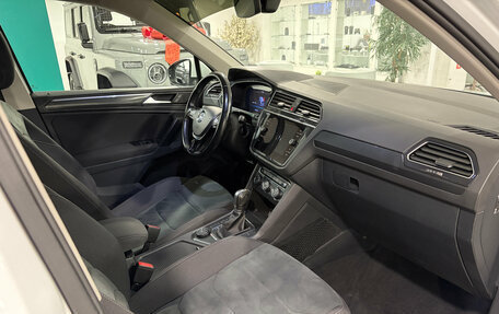 Volkswagen Tiguan II, 2018 год, 2 780 000 рублей, 11 фотография