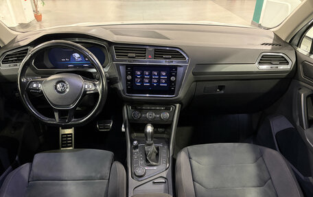 Volkswagen Tiguan II, 2018 год, 2 780 000 рублей, 20 фотография